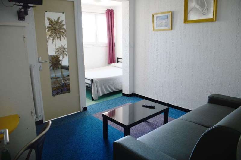 Le Castelet Hotel Saintes-Maries-de-la-Mer Ruang foto
